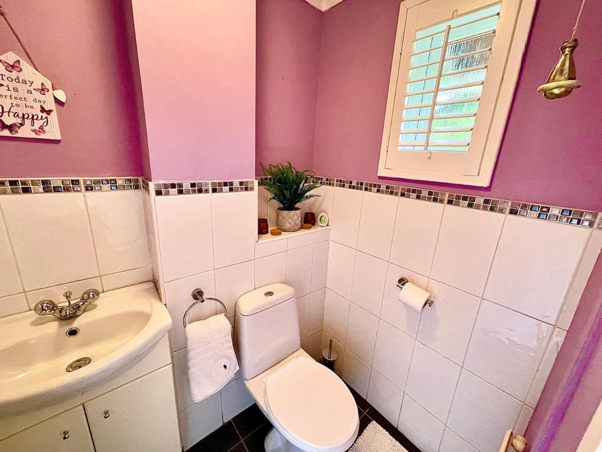 Penderi House Usk With Cymru Holidays Bagian luar foto
