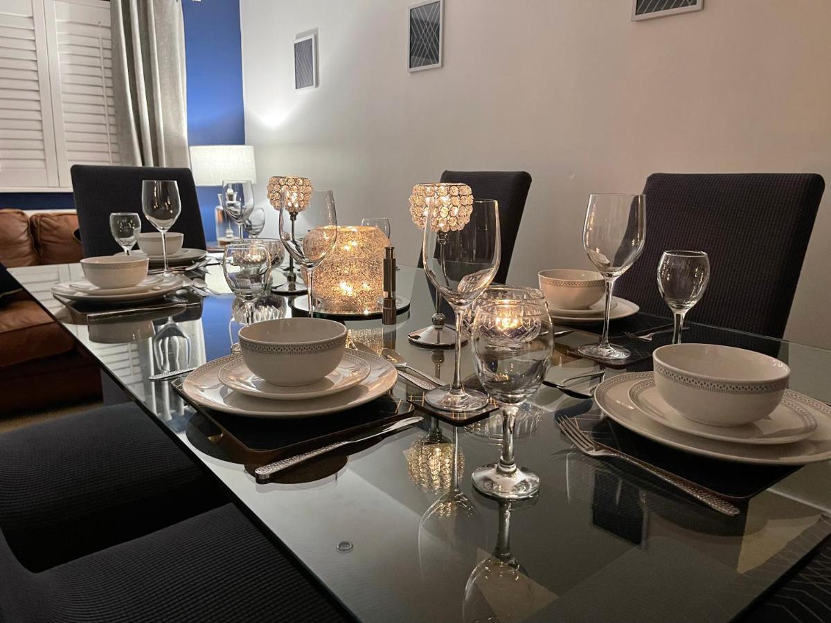 Penderi House Usk With Cymru Holidays Bagian luar foto
