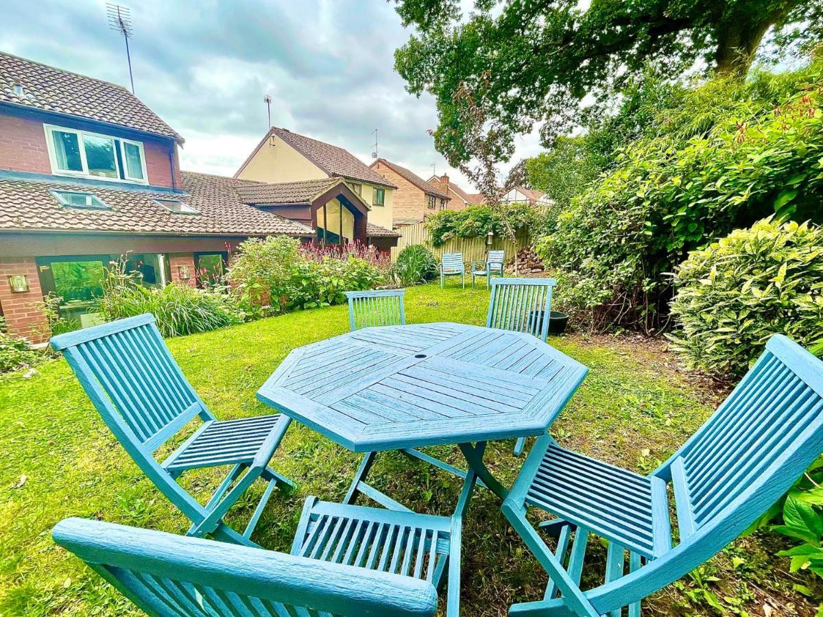 Penderi House Usk With Cymru Holidays Bagian luar foto