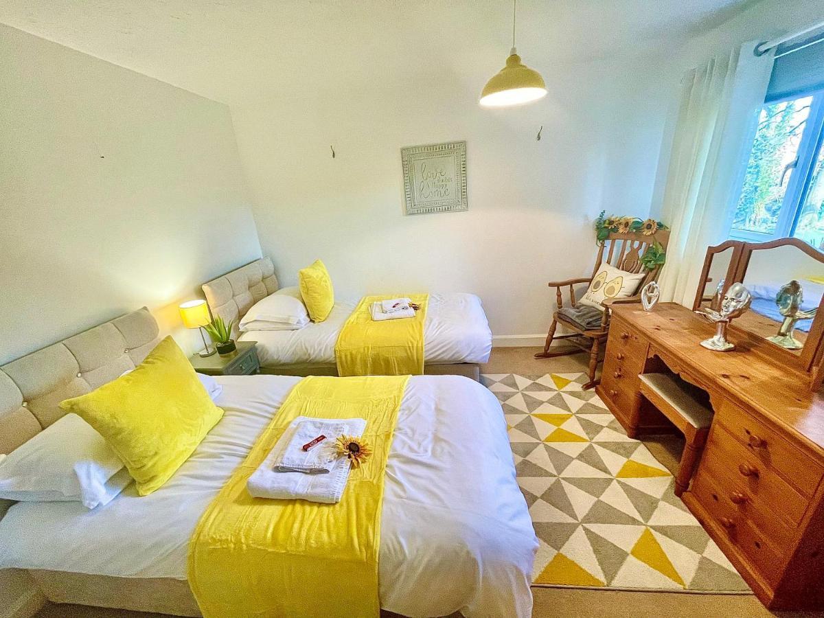 Penderi House Usk With Cymru Holidays Bagian luar foto
