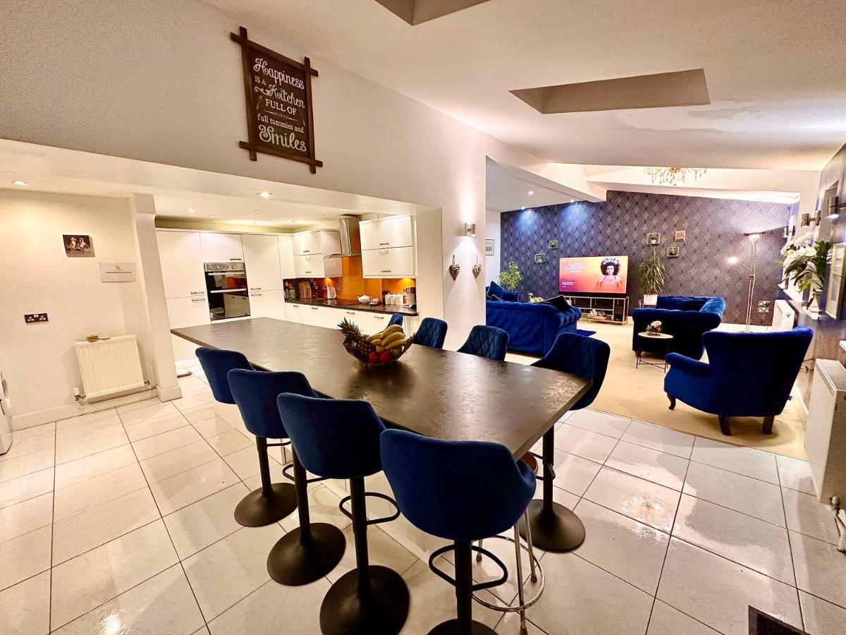 Penderi House Usk With Cymru Holidays Bagian luar foto